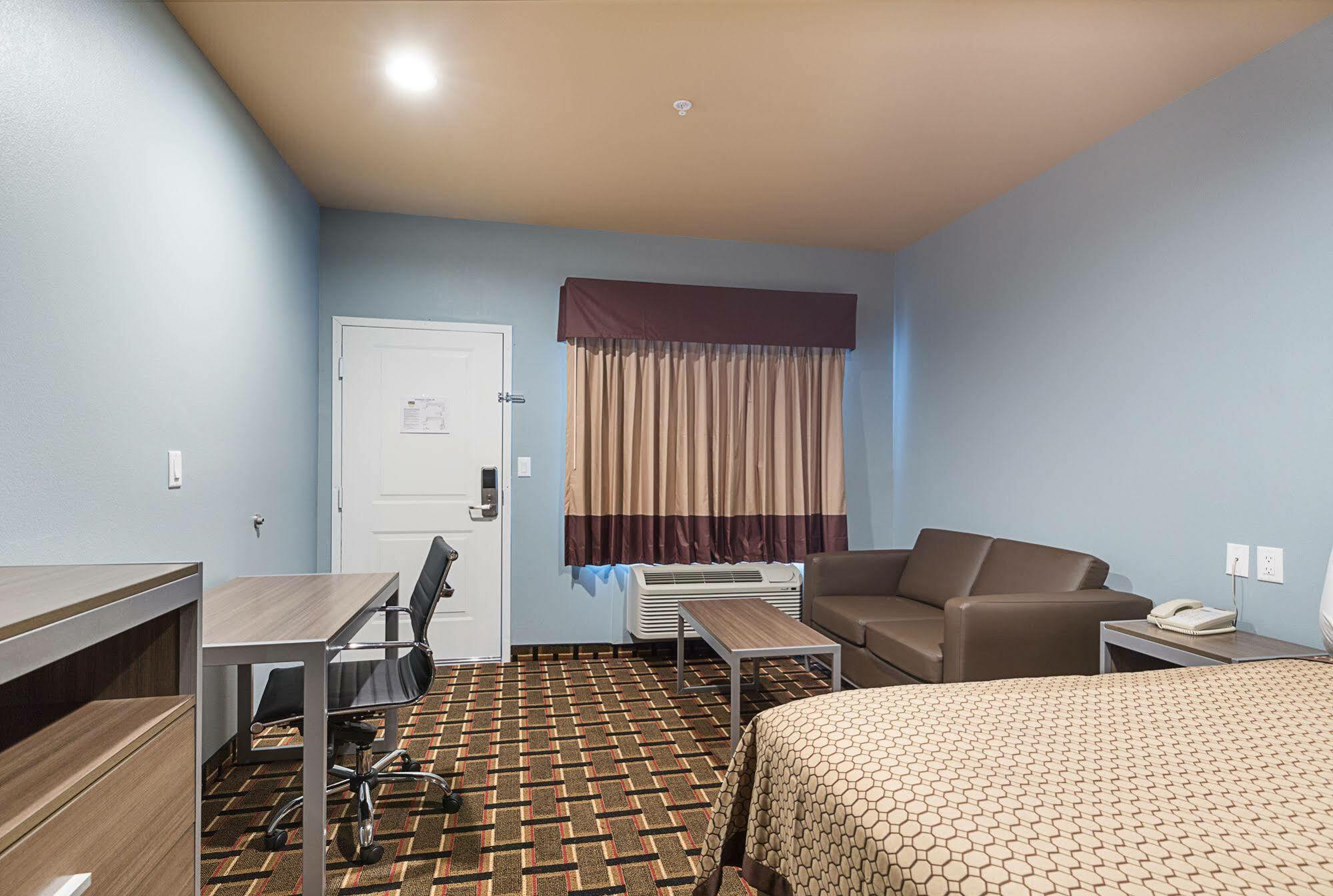 Scottish Inns & Suites - Crosby Zewnętrze zdjęcie